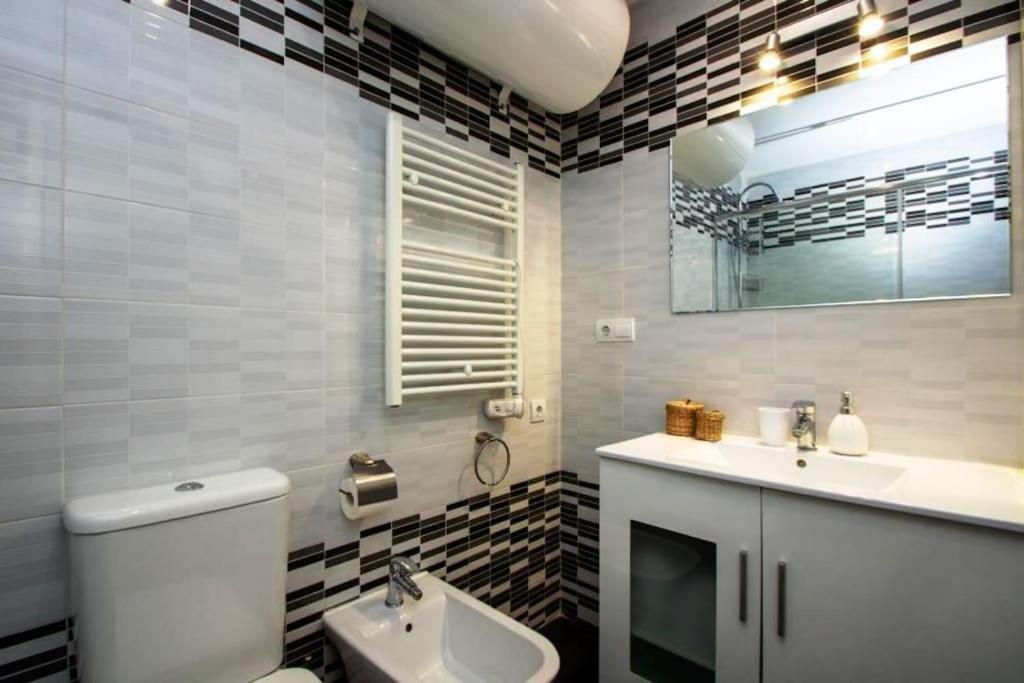 Sunny Apartment In Center Of Marbella ! Exteriör bild